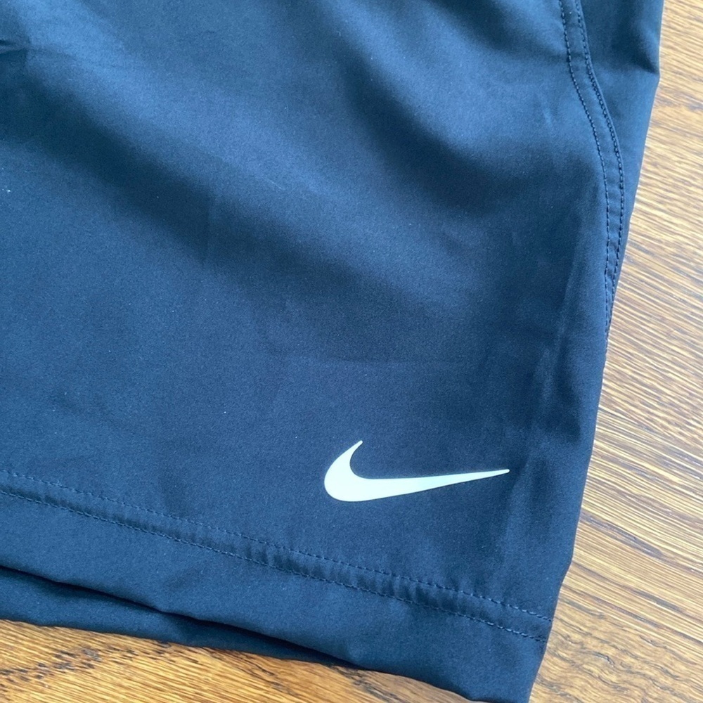 NWT Mens XXL NIKE Dri-Fit 7 Inch Black Shorts - Picture 2 of 10